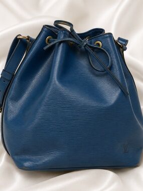 Louis Vuitton Petit Noe Handbag - Blue Epi Leather